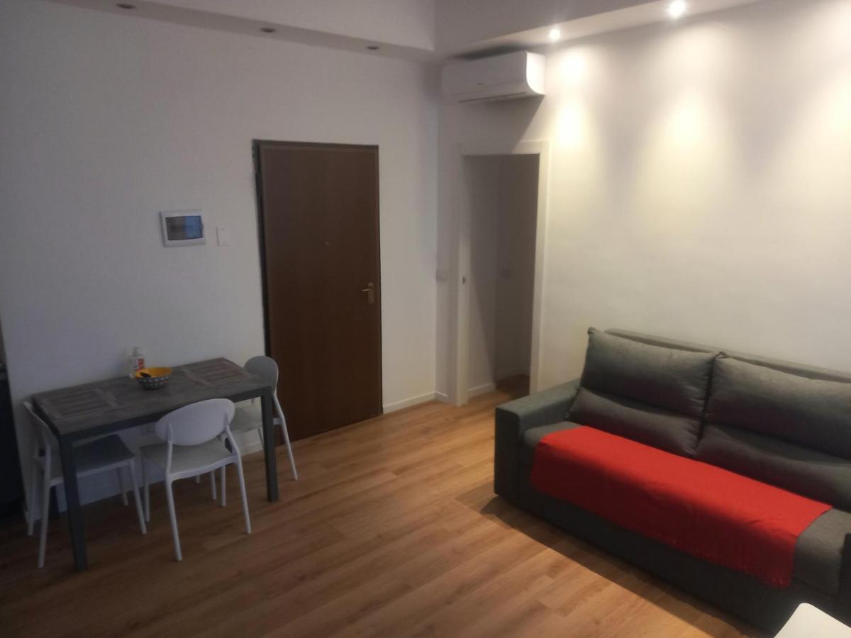 Apartmán Bilocale 7 Piano Balcone Vista Skyline Milán Exteriér fotografie